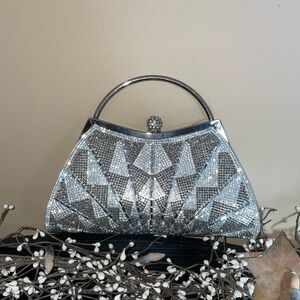 NWT Alessia Elegant Silver Rhinestone Studded Handbag/Shoulder Purse